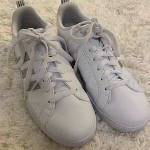 Adidas VS Advantage in white and silver
